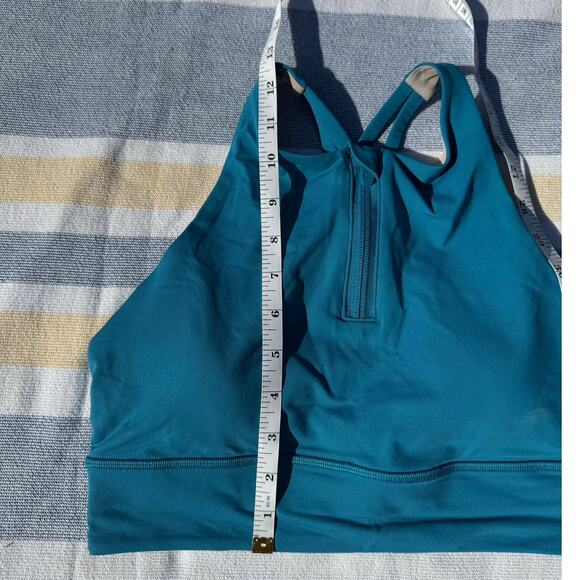 *NWT, Lululemon, Women, Energy High Neck Bra with Zip, Sz 8, B-D Cups - Picture 6 of 10